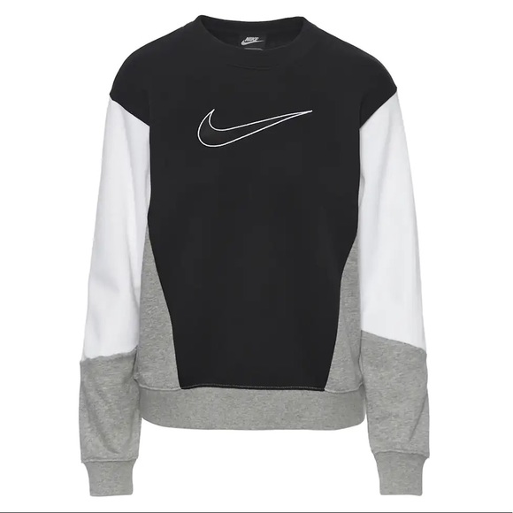 Nike Tops - Sold- Nike Sportswear Women's Crewneck Sweatshirt